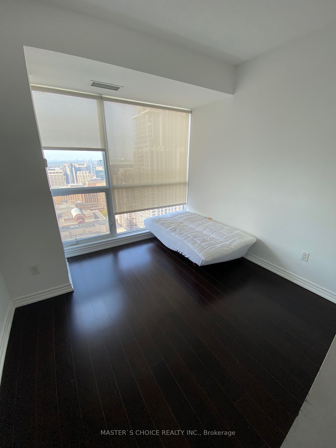 386 Yonge St, unit 3410 for rent - image #5