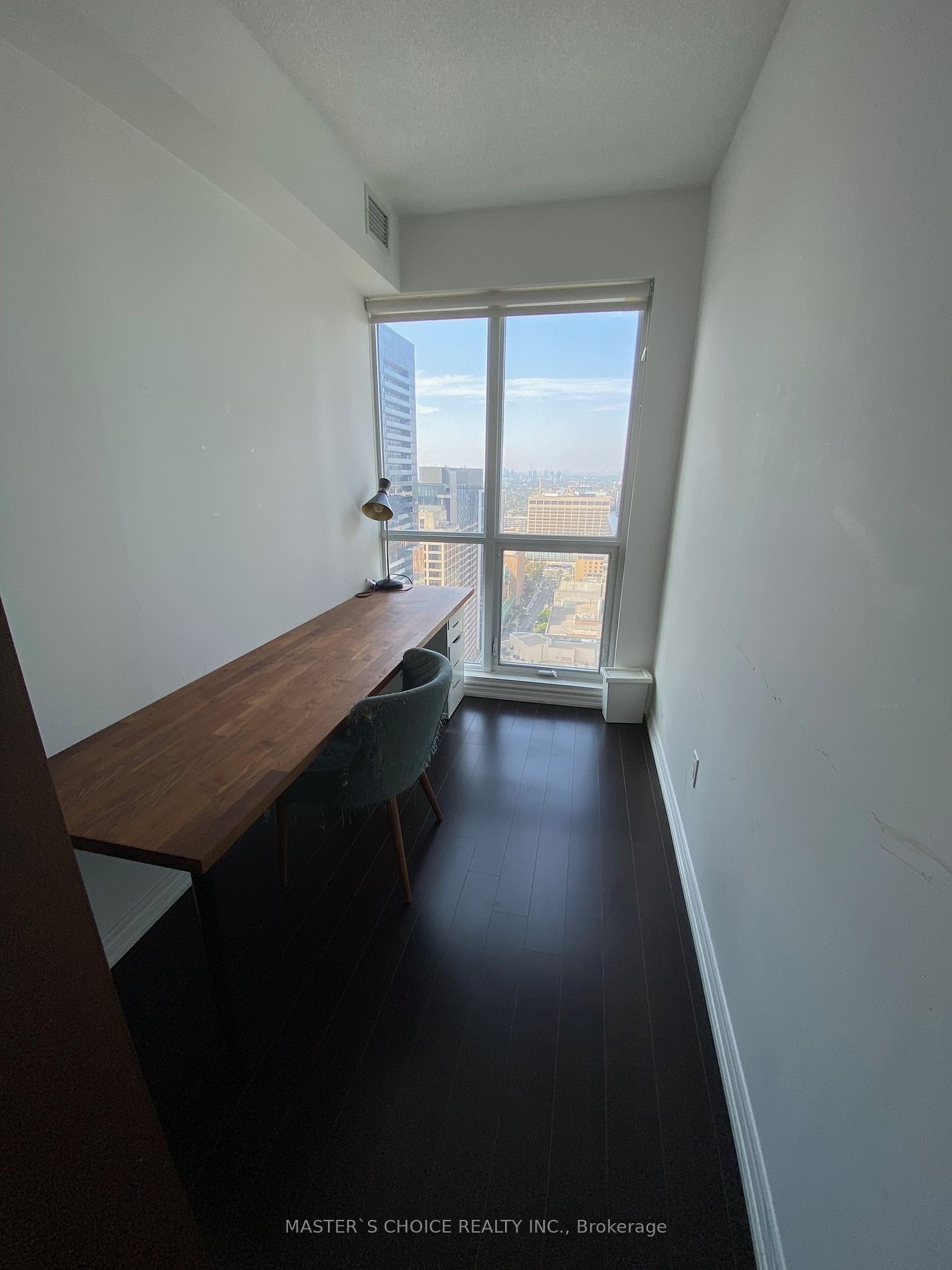 386 Yonge St, unit 3410 for rent