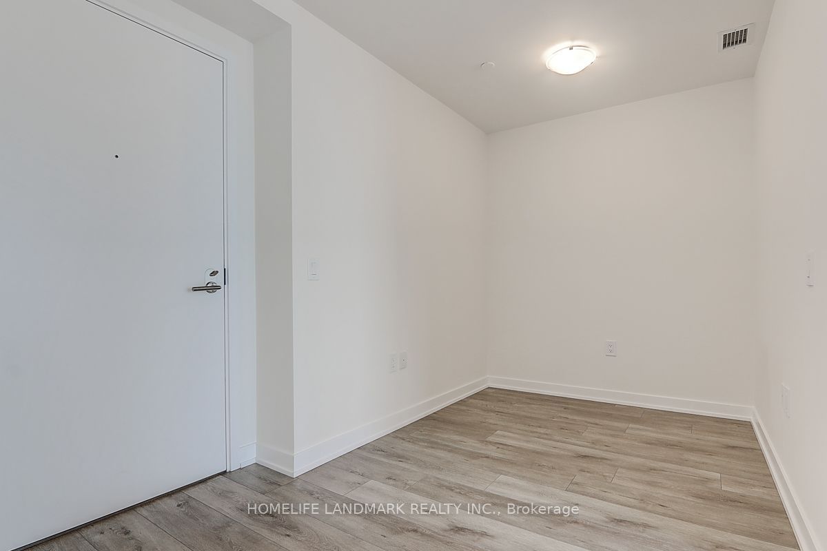 28 Freeland St, unit 2008 for rent - image #2