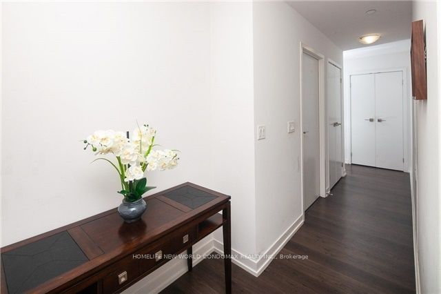 98 Lillian St, unit 719 for rent - image #12