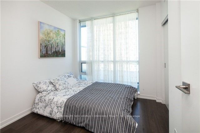 98 Lillian St, unit 719 for rent - image #6