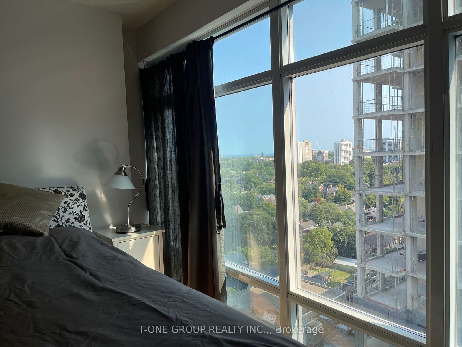 2181 Yonge St, unit 1503 for sale