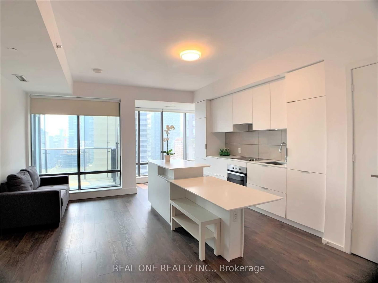 5 St Joseph St, unit 1404 for rent