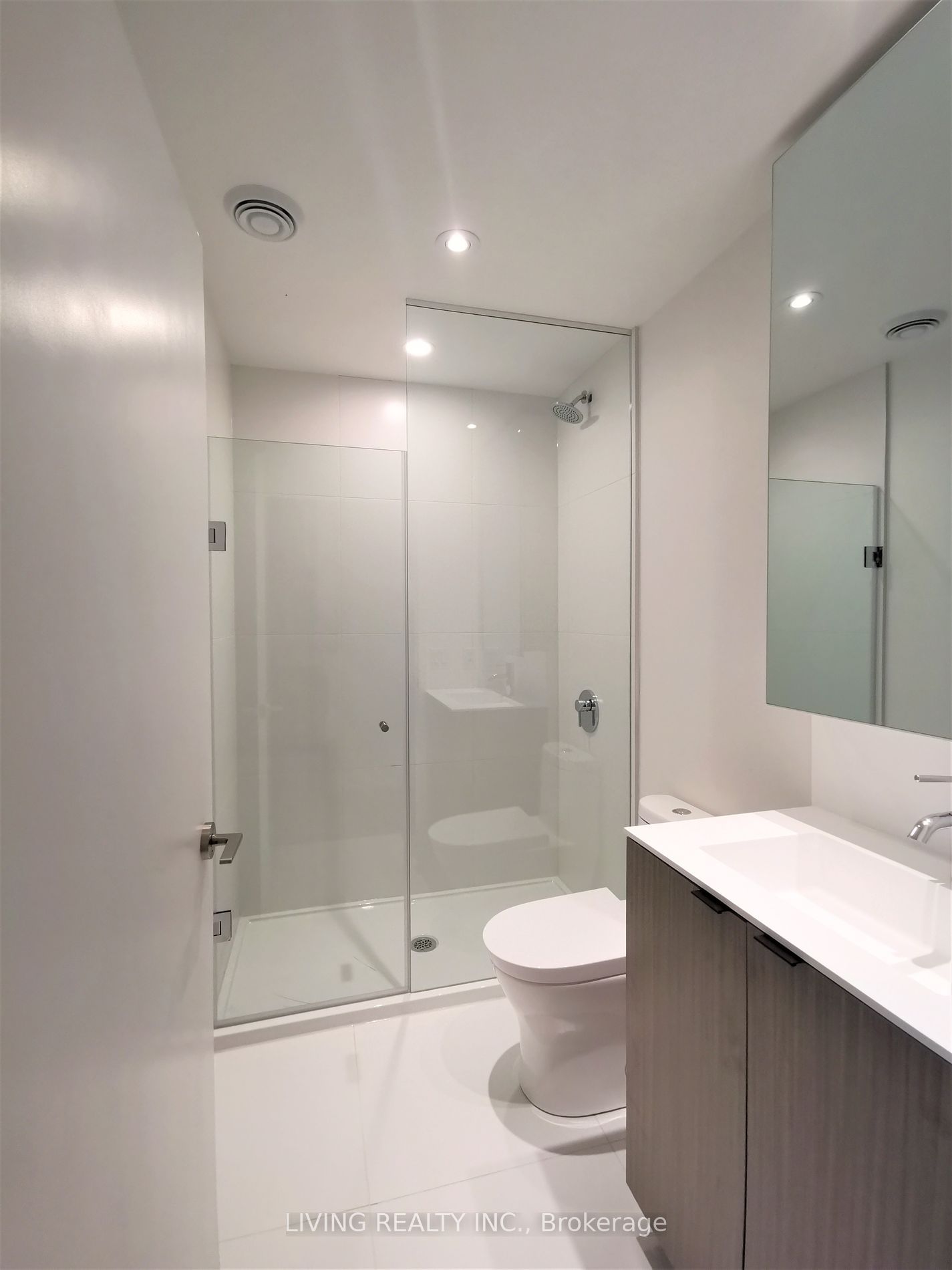 20 Edward St, unit 2208 for rent - image #10