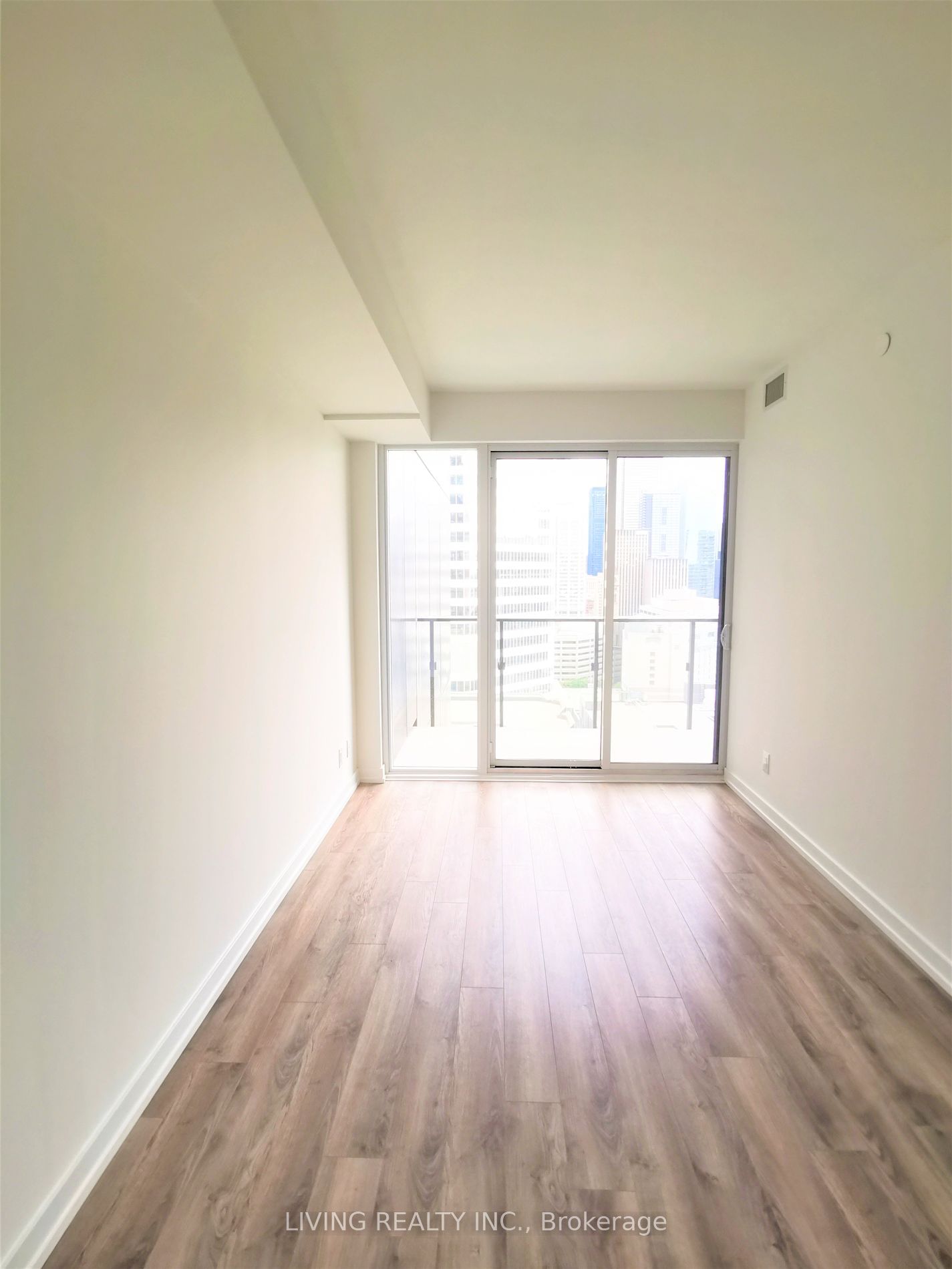 20 Edward St, unit 2208 for rent