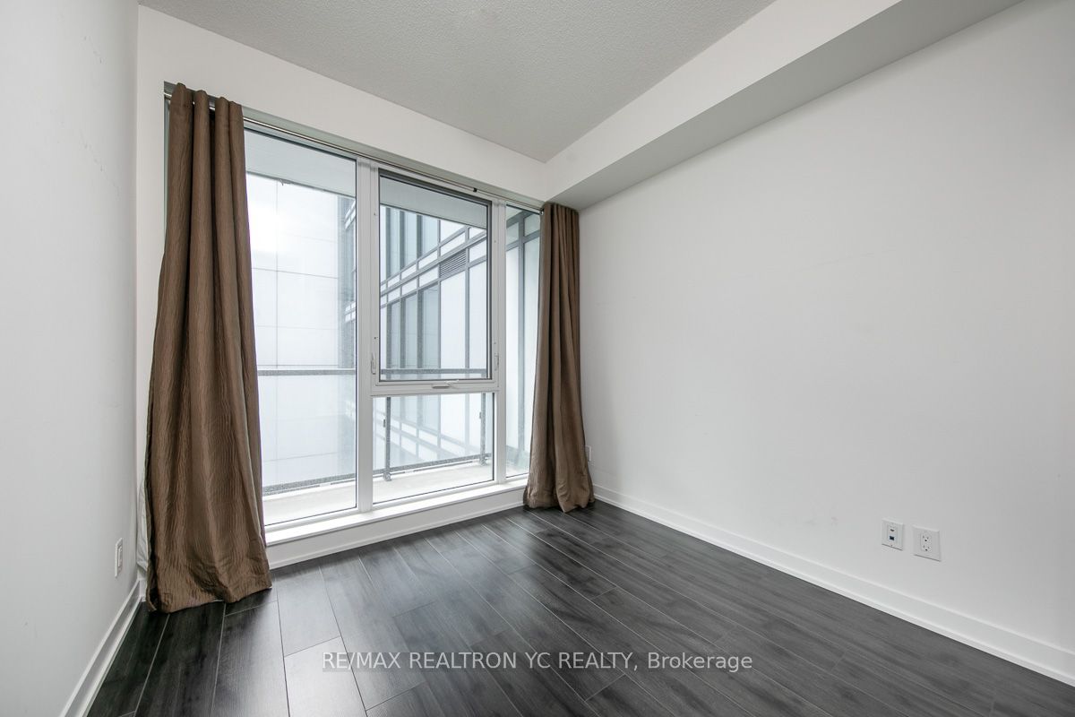 18 Rean Dr, unit 405 for rent - image #15