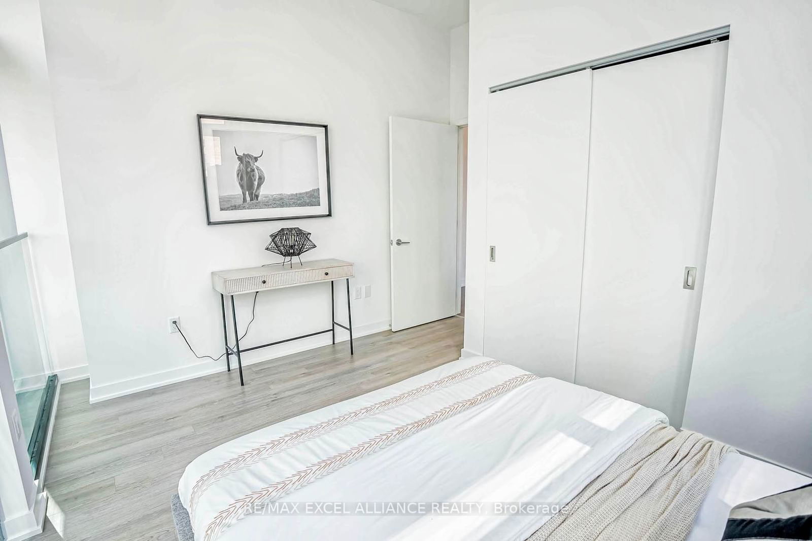 357 King St W, unit 202 for sale - image #23