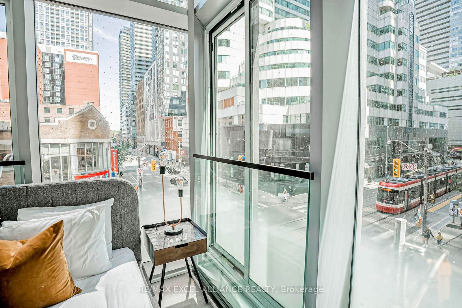 357 King St W, unit 202 for sale - image #24