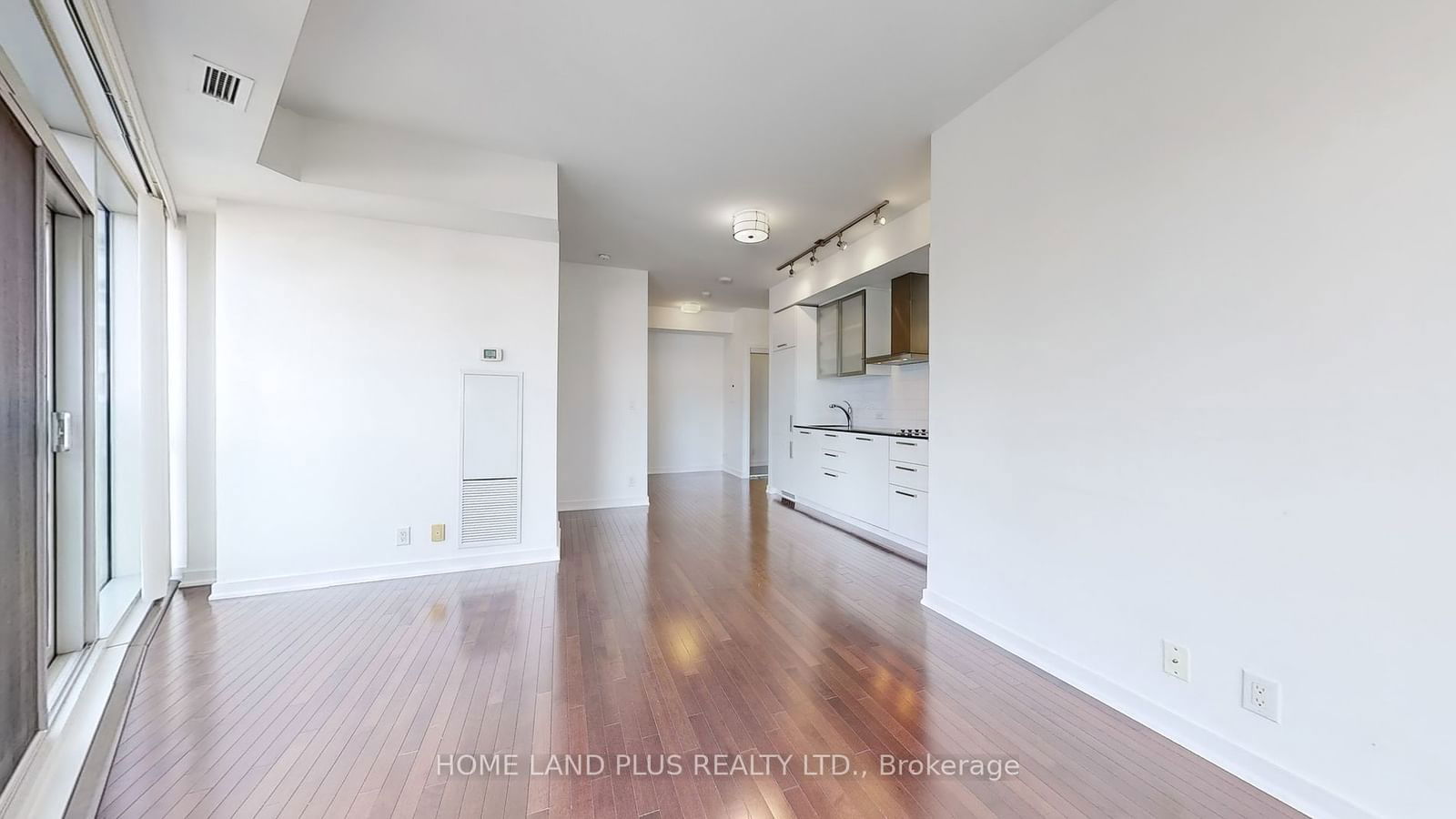 12 York St, unit 2407 for rent