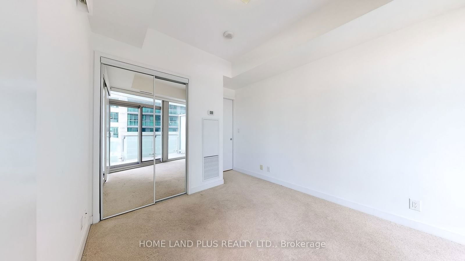 12 York St, unit 2407 for rent - image #20