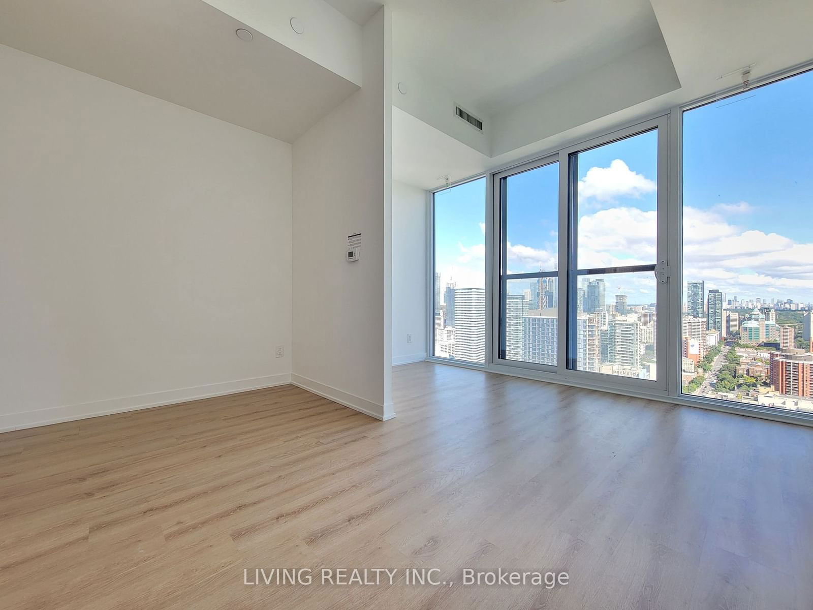 319 Jarvis St, unit 4509 for rent - image #5