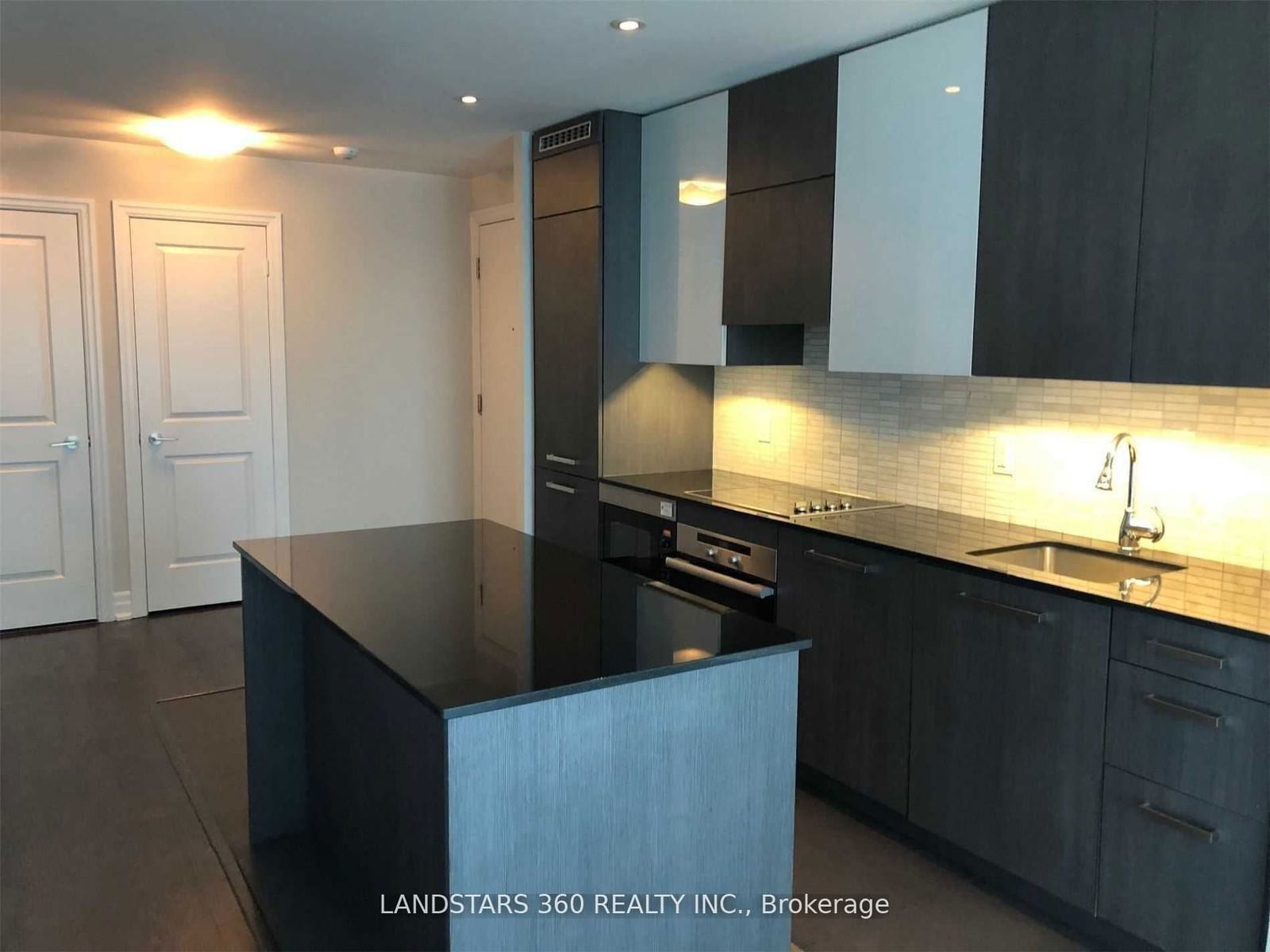 8 The Esplanade, unit 1712 for rent