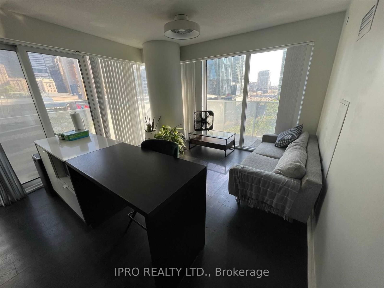 100 Harbour St, unit 1004 for rent - image #4