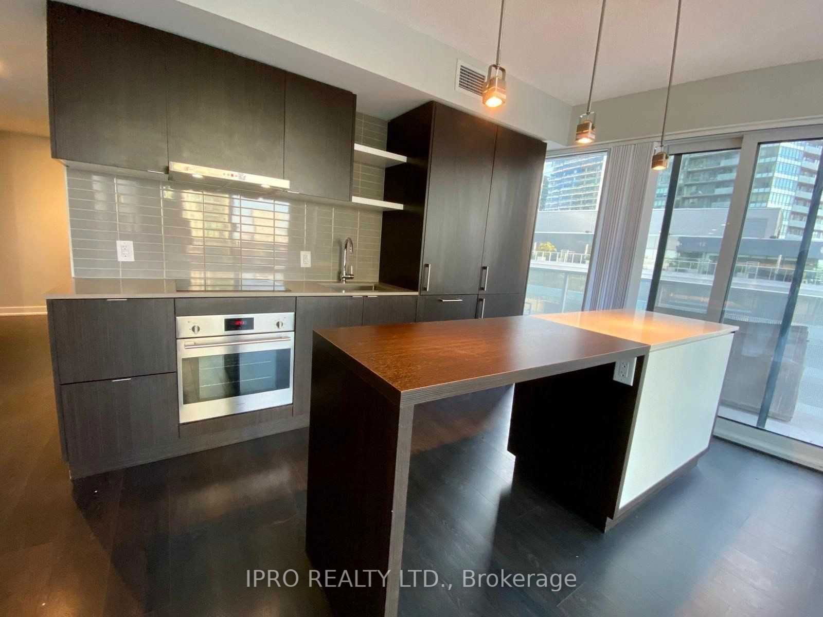 100 Harbour St, unit 1004 for rent - image #5