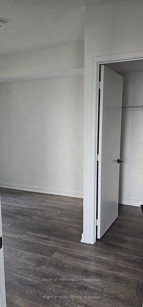 108 Peter St, unit 2102 for rent