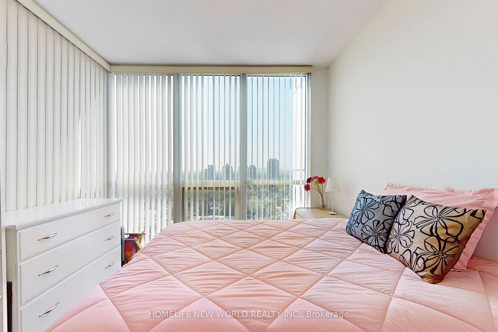 88 Sheppard Ave E, unit 2002 for sale - image #16