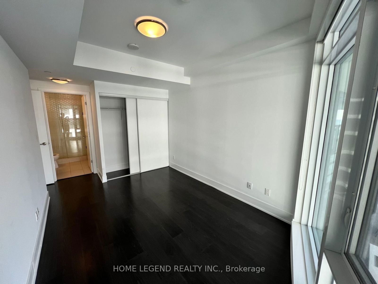 403 Church St, unit 907 for rent - image #6