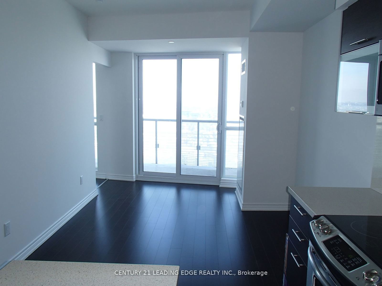 386 Yonge St, unit 4404 for rent