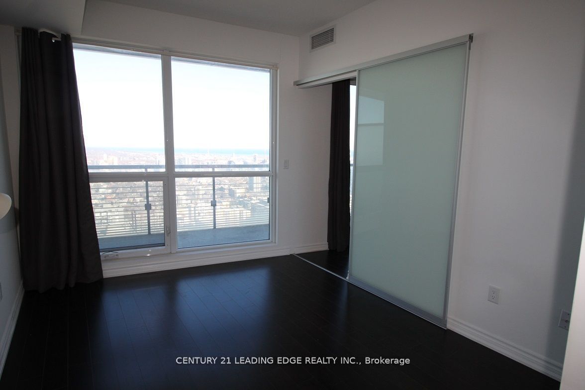 386 Yonge St, unit 4404 for rent - image #15