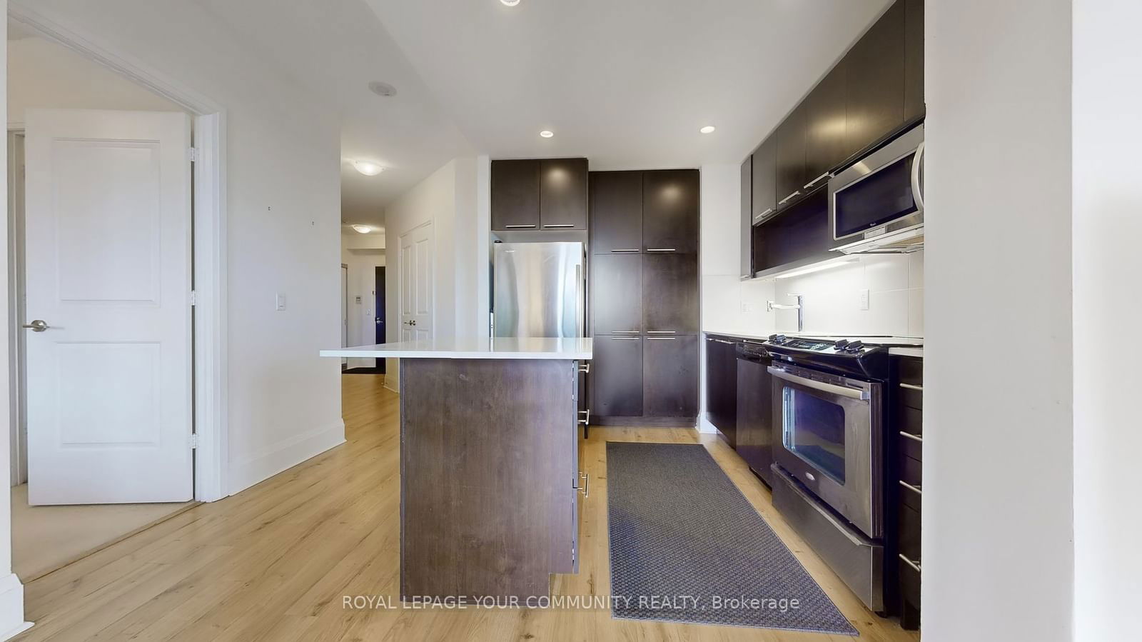 100 Harrison Garden Blvd S, unit 1422 for rent - image #14