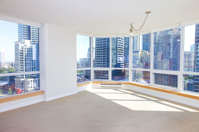 1055 Bay St, unit 1605 for rent