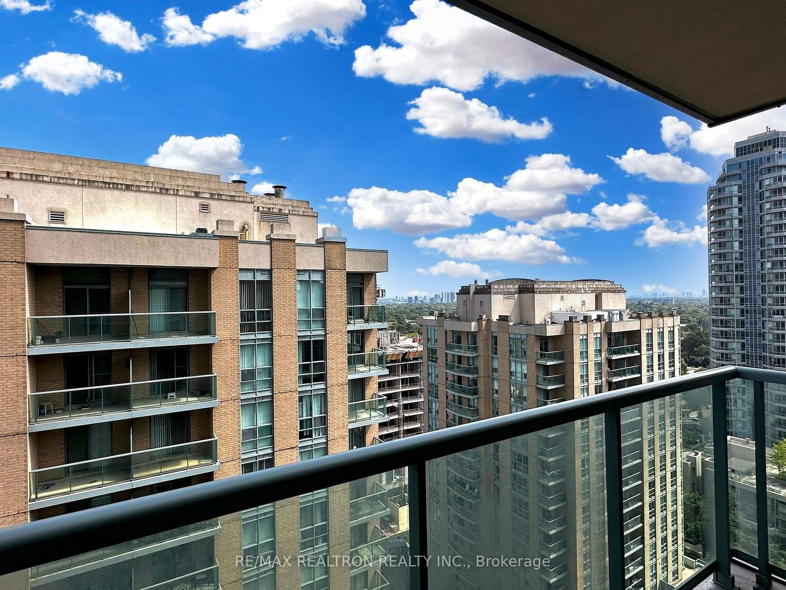 22 Olive Ave, unit 2108 for sale - image #13