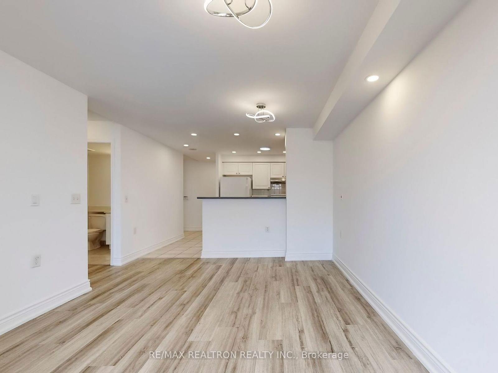 22 Olive Ave, unit 2108 for sale - image #7