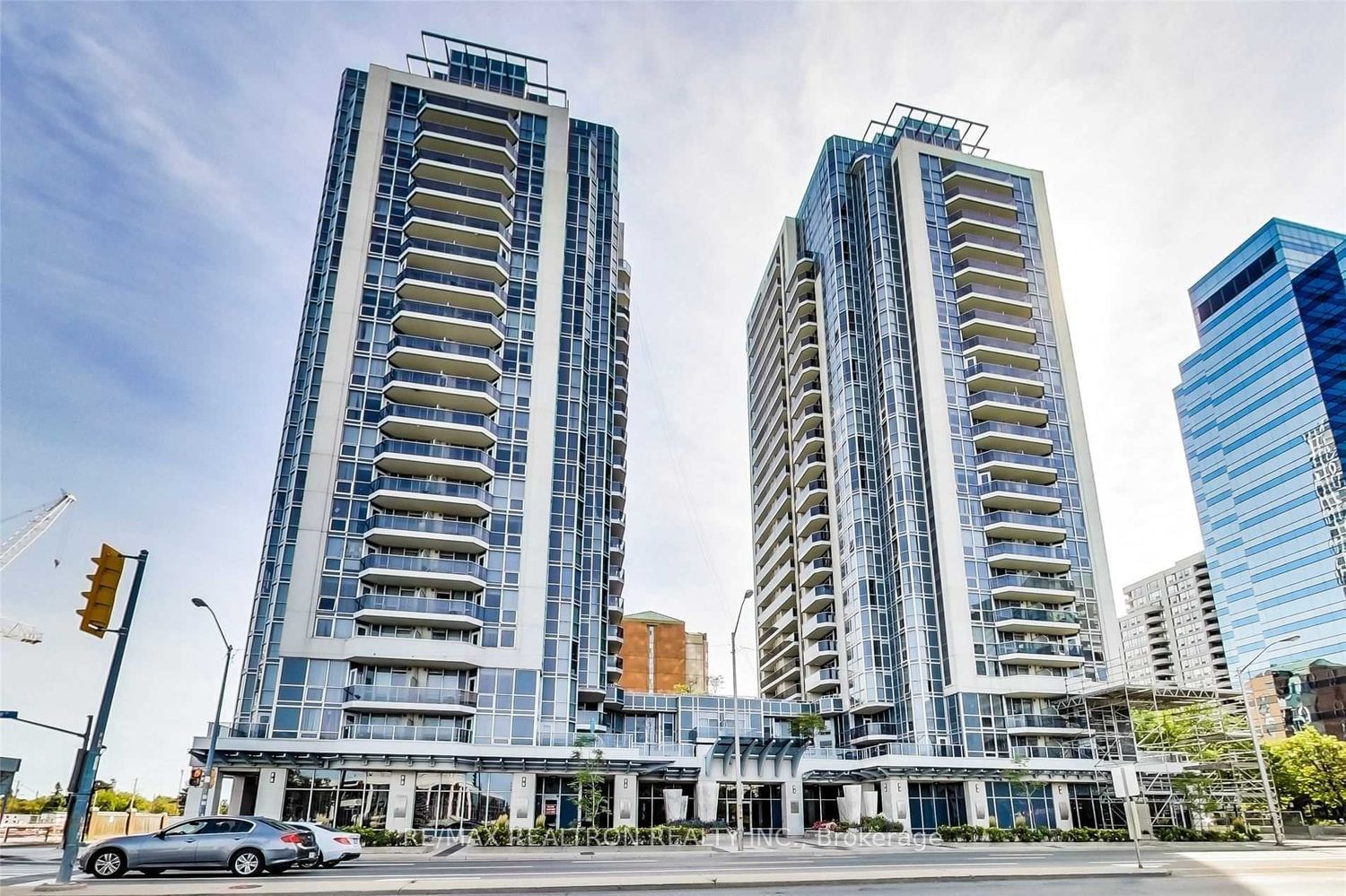 5791 Yonge St, unit Ph 205 for sale