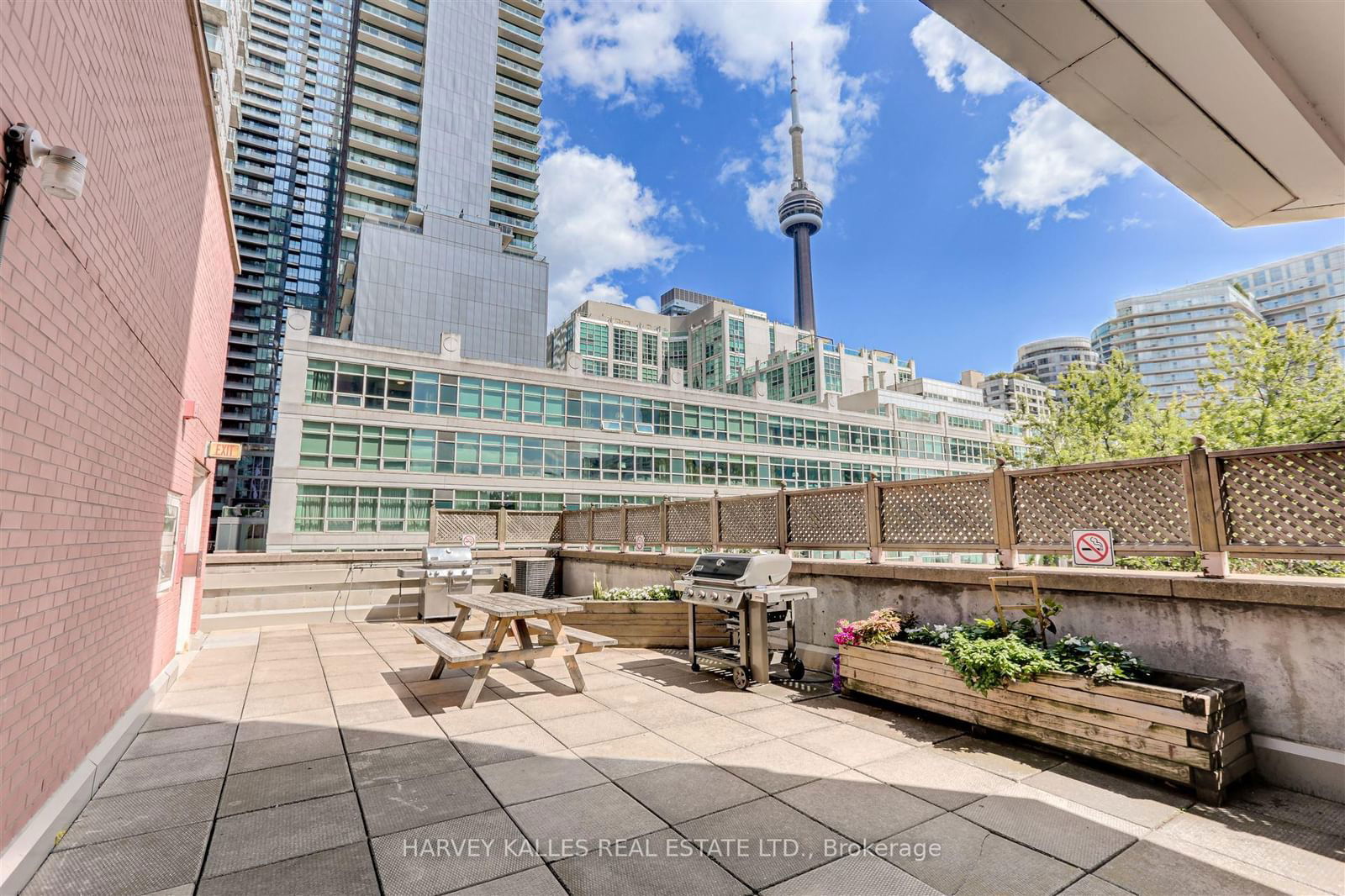 393 King St W, unit 404 for sale - image #35