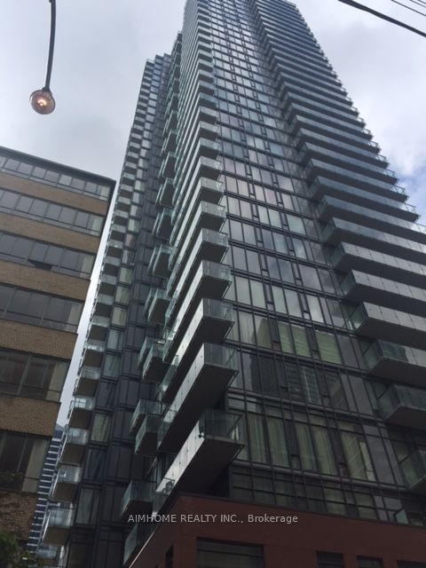 75 St Nicholas St, unit 601 for rent - image #1