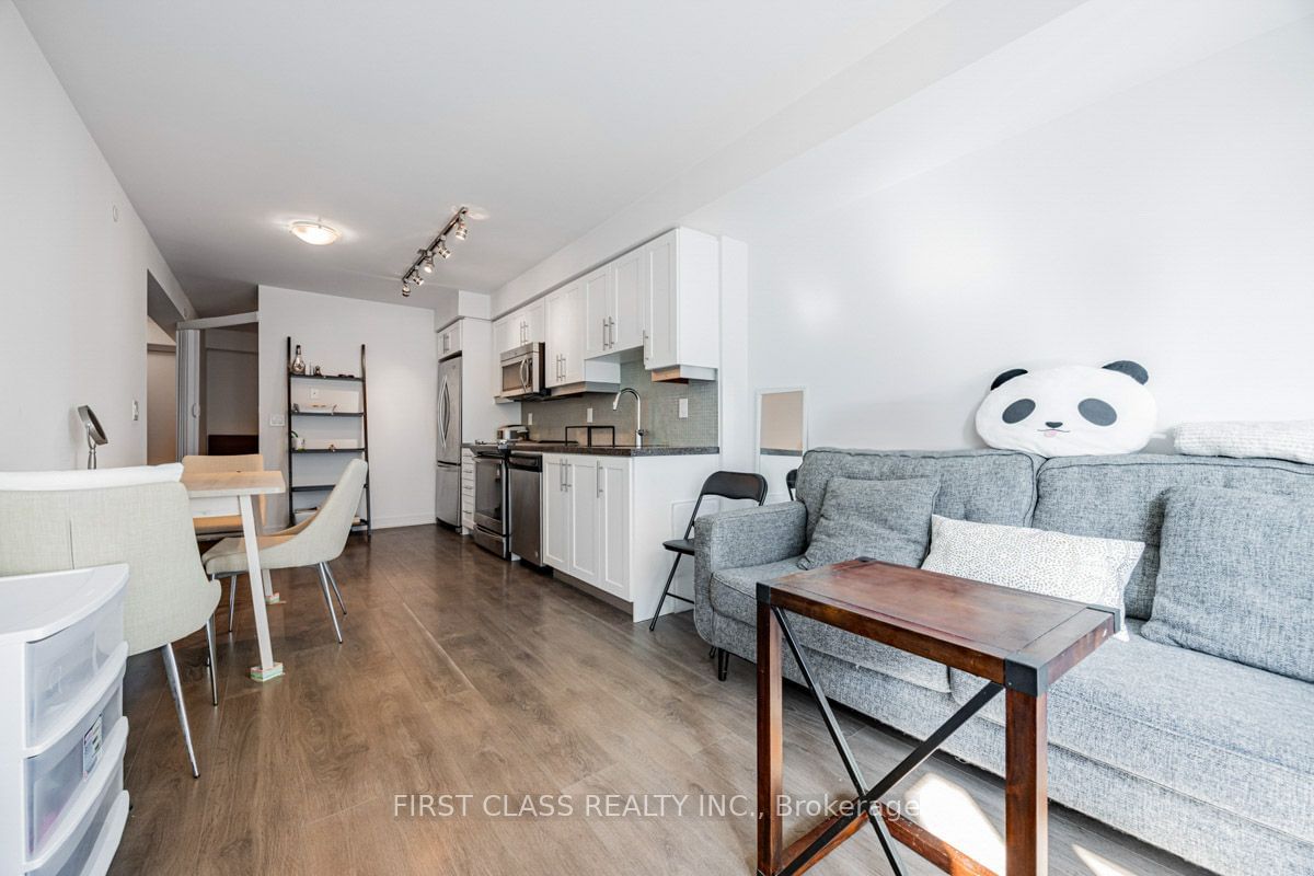 525 Adelaide St W, unit 1022 for sale