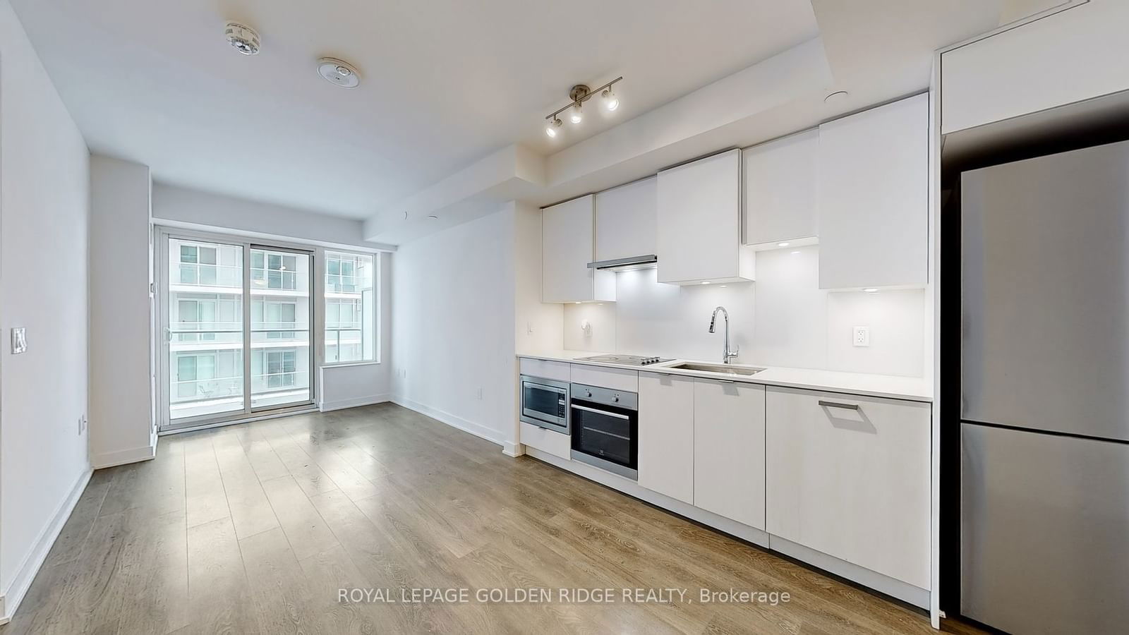 99 Broadway Ave, unit 2607 for sale - image #6