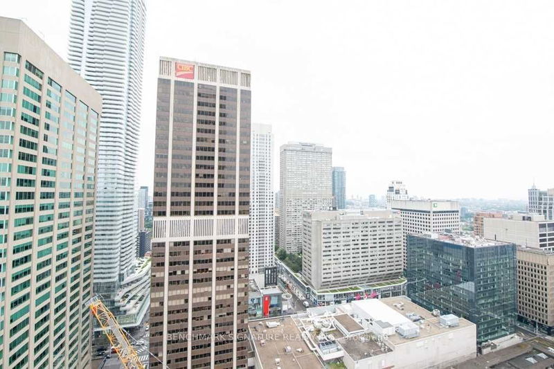 1 Yorkville Ave, unit 2812 for rent - image #1