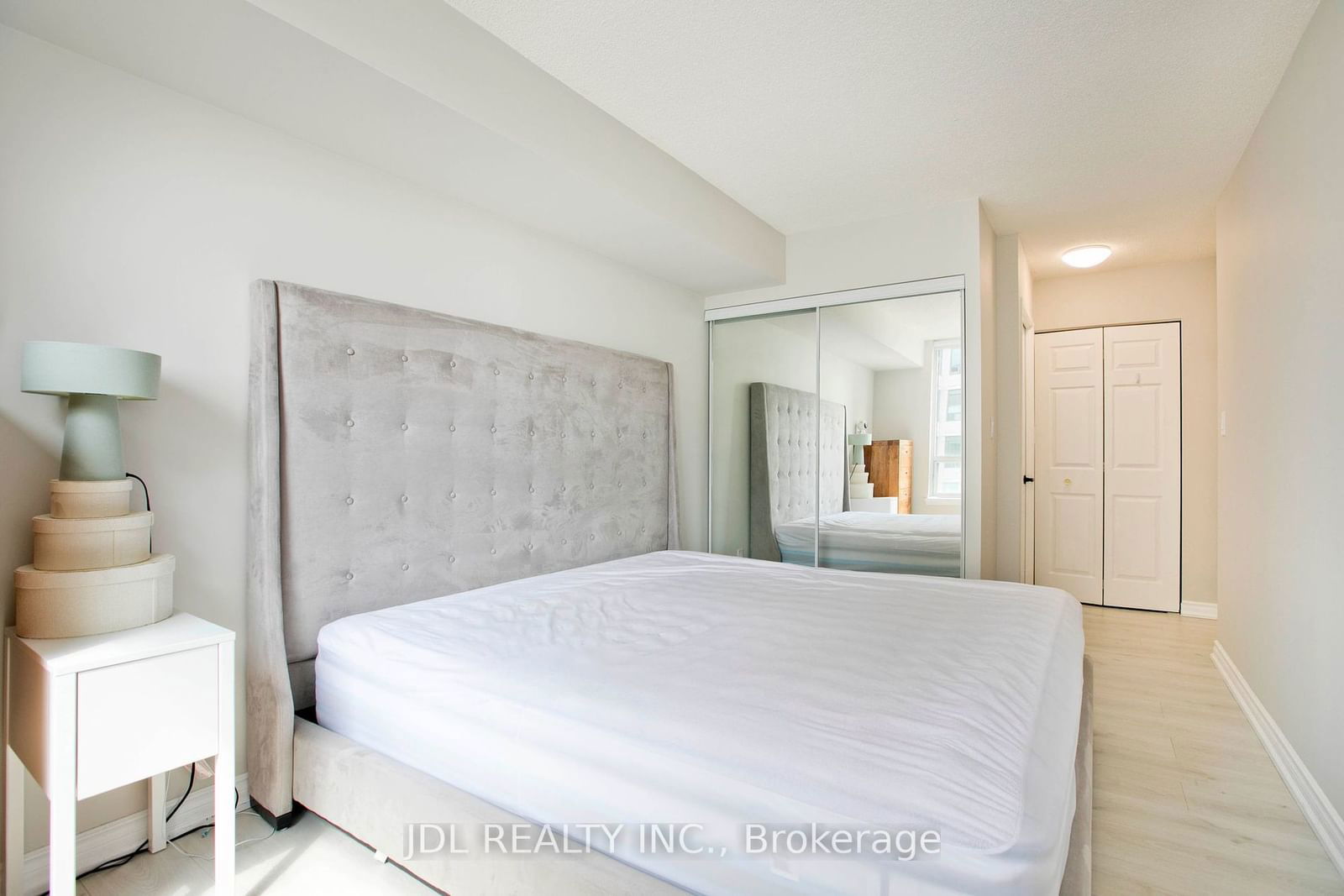 35 EMPRESS Ave, unit 2209 for sale - image #17