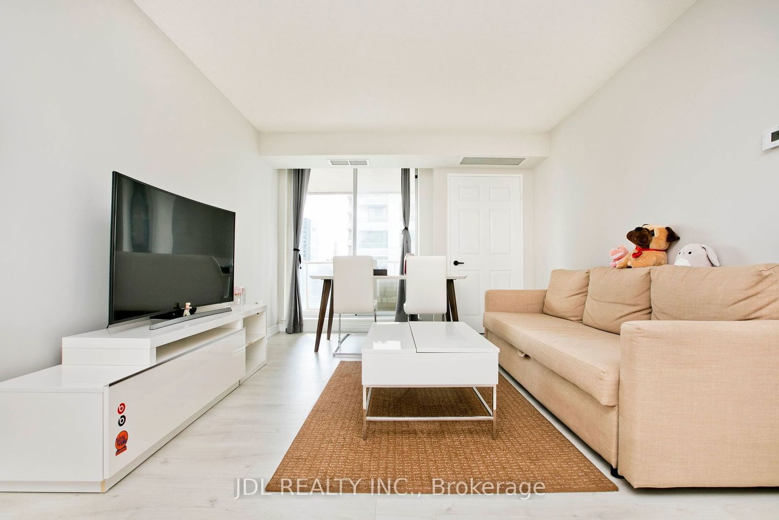 35 EMPRESS Ave, unit 2209 for sale - image #5