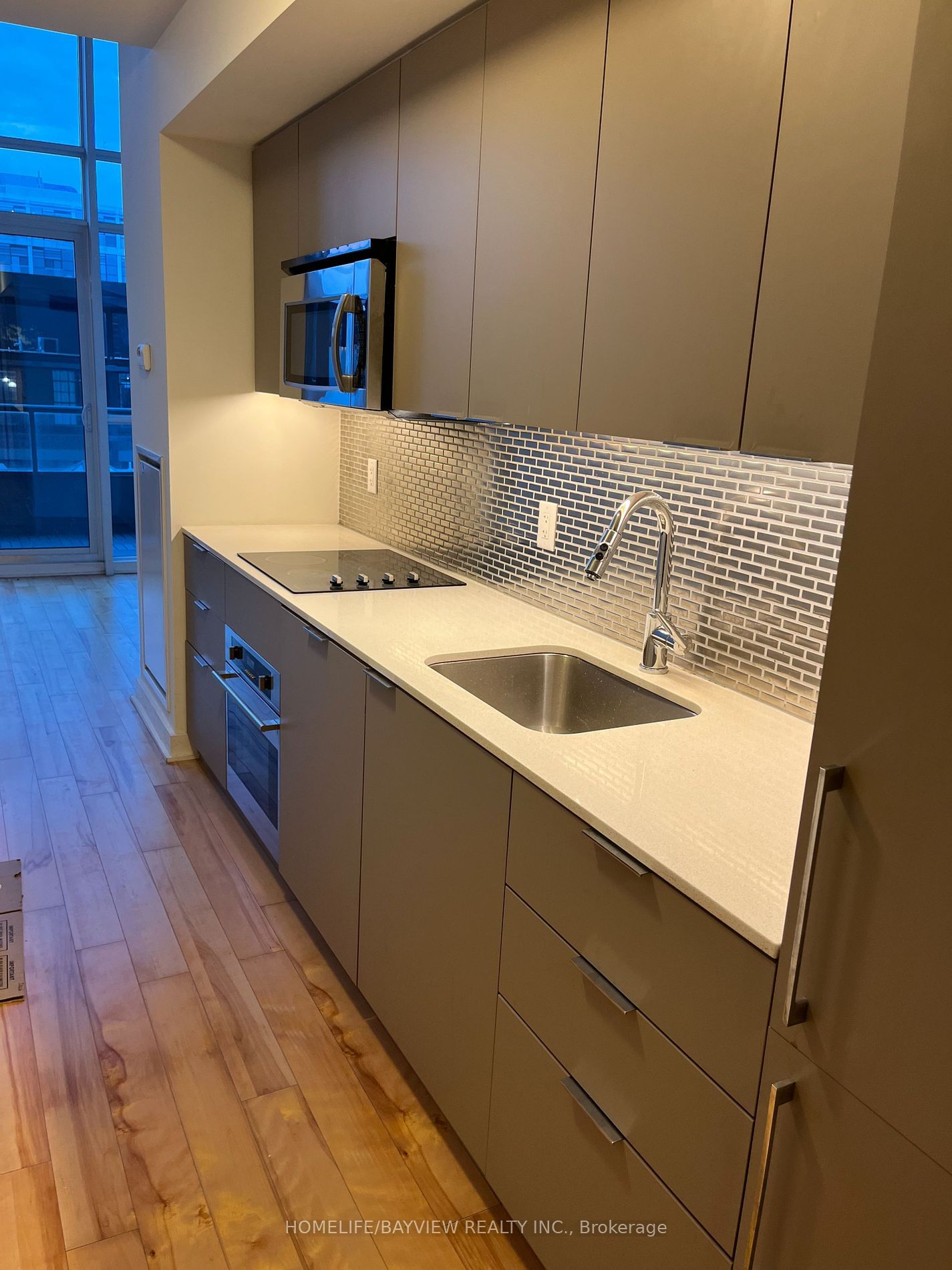 5 Hanna Ave, unit 424 for rent