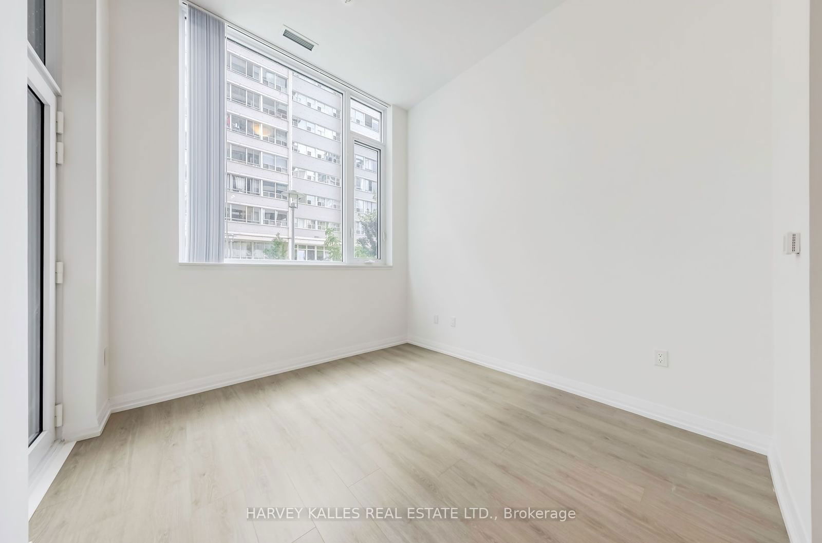 25 Holly St, unit TH105 for sale - image #10