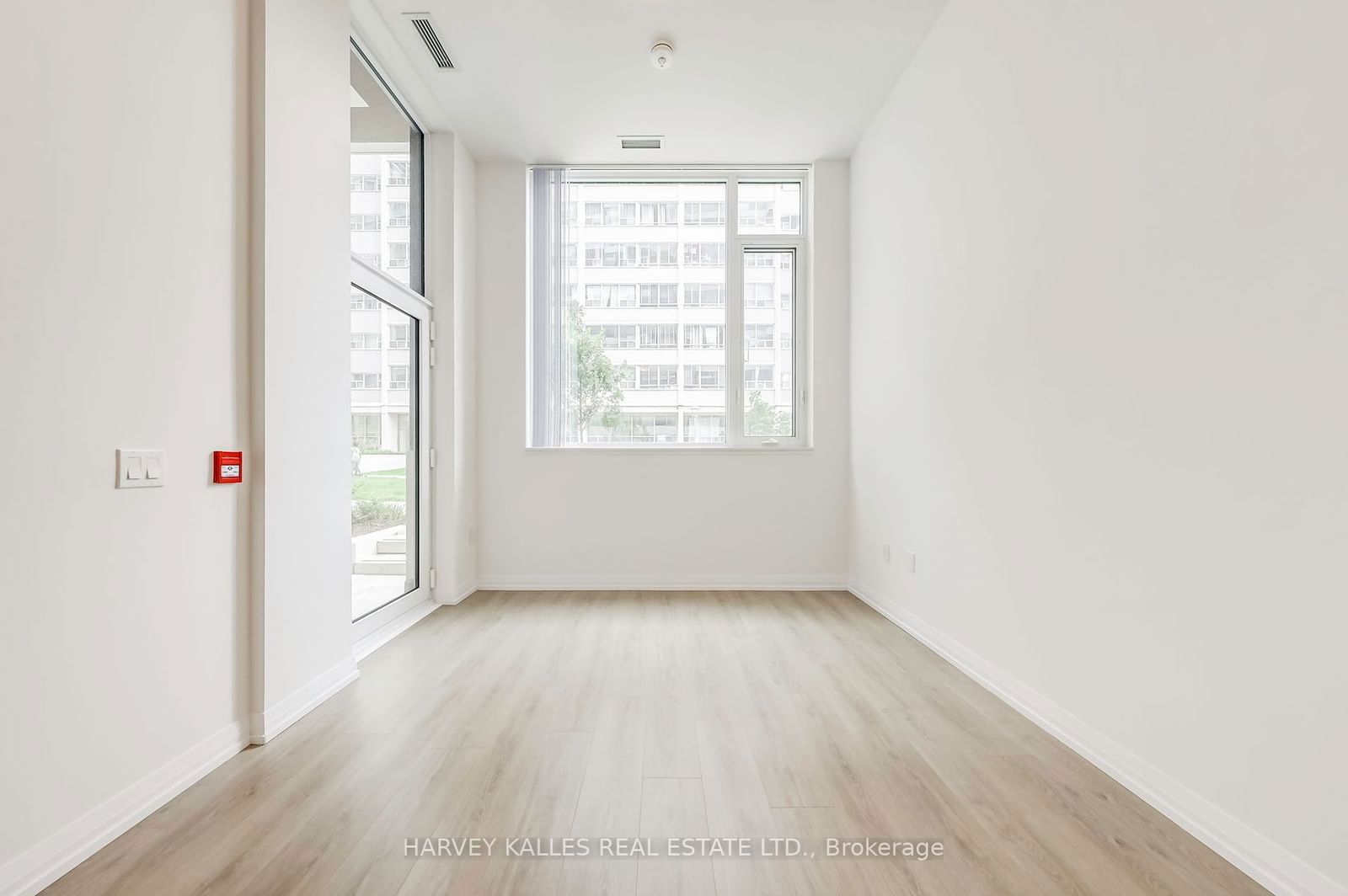 25 Holly St, unit TH105 for sale - image #11