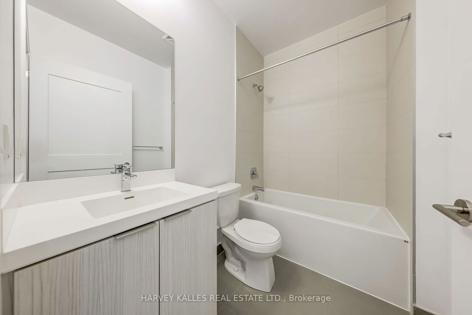 25 Holly St, unit TH105 for sale - image #16