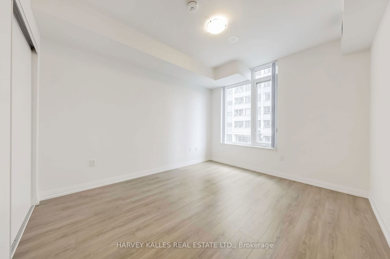 25 Holly St, unit TH105 for sale - image #24