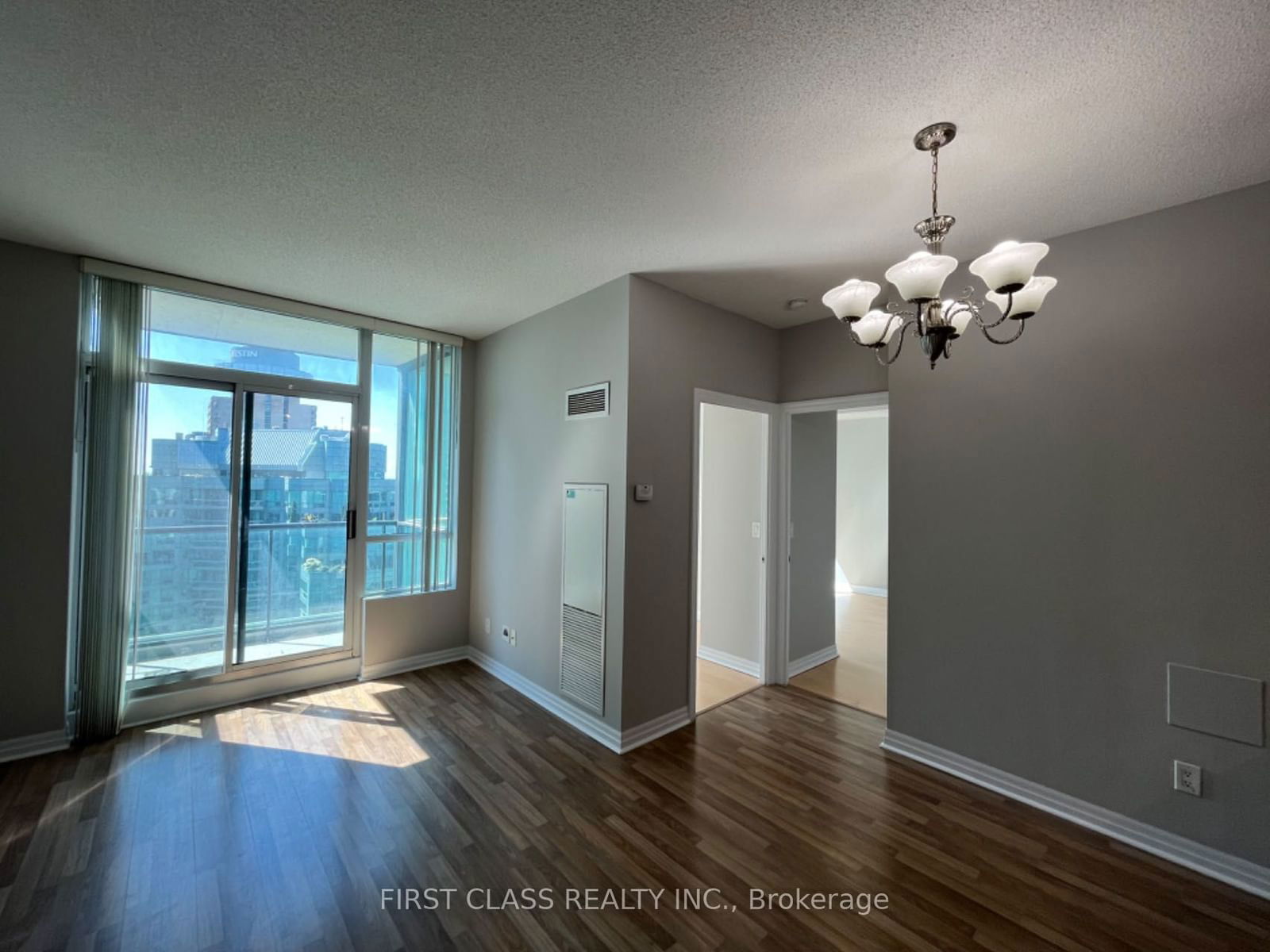 12 Yonge St, unit 2607 for rent - image #8