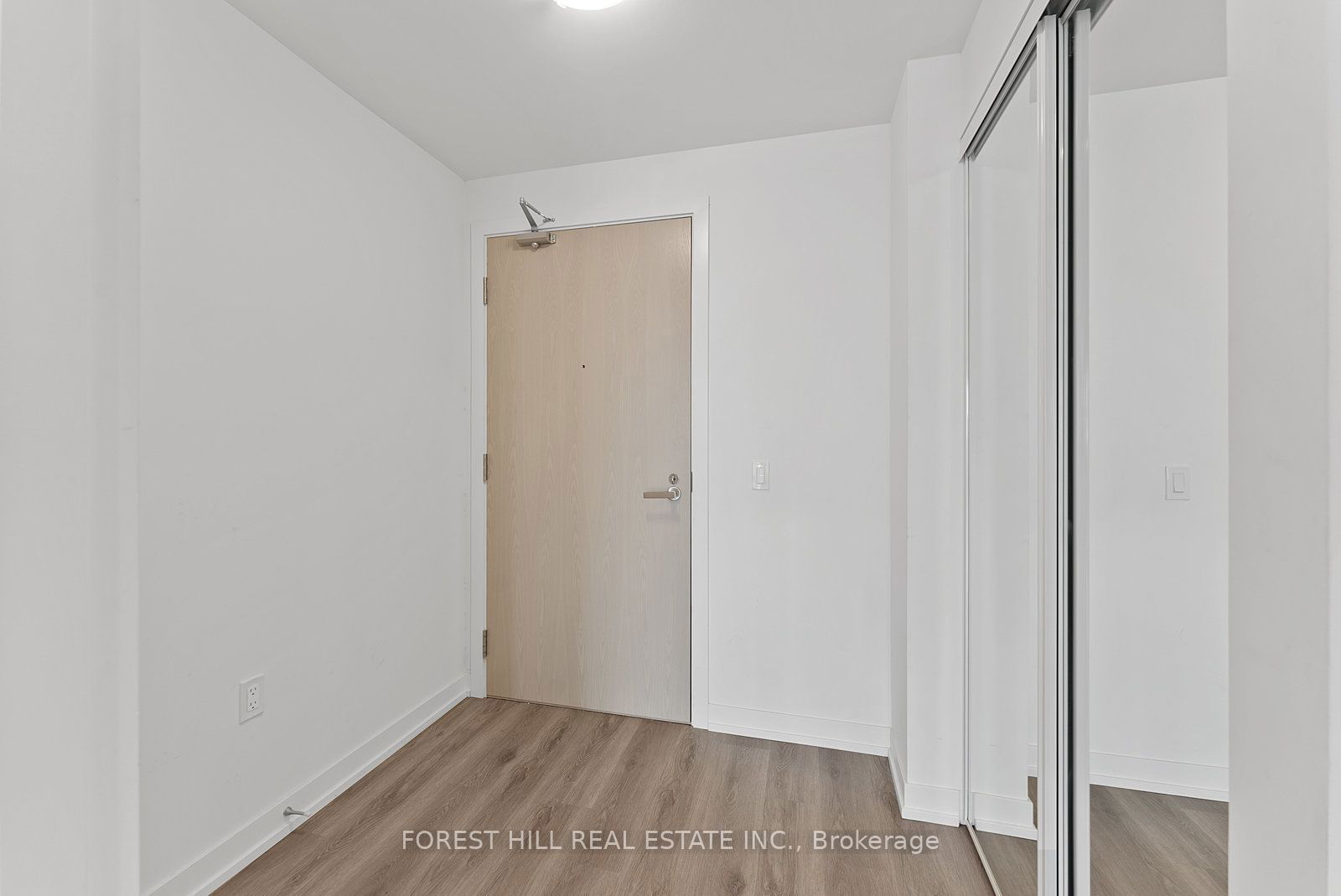 138 Downes St, unit 6302 for rent