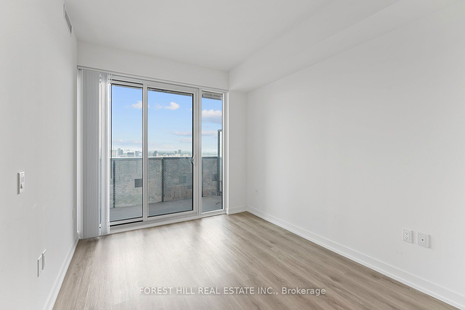 138 Downes St, unit 6302 for rent