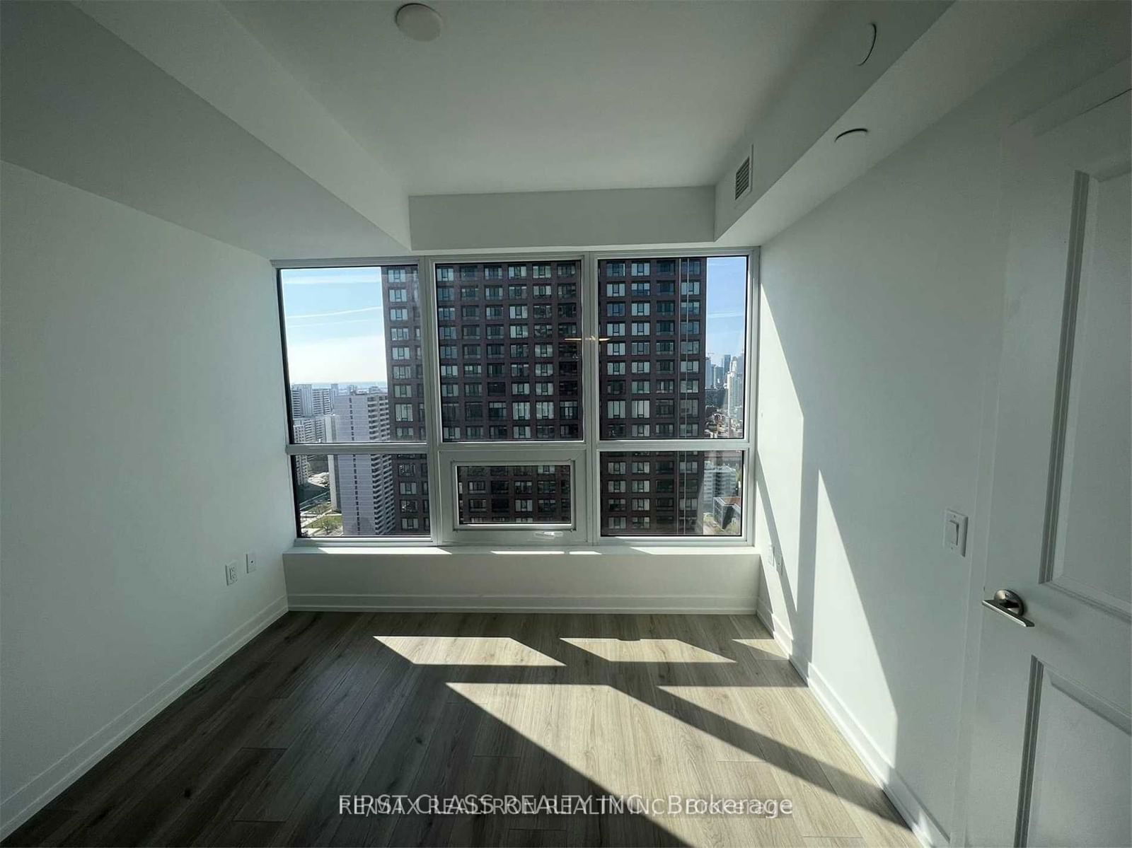 395 Bloor St E, unit 2902 for rent - image #10