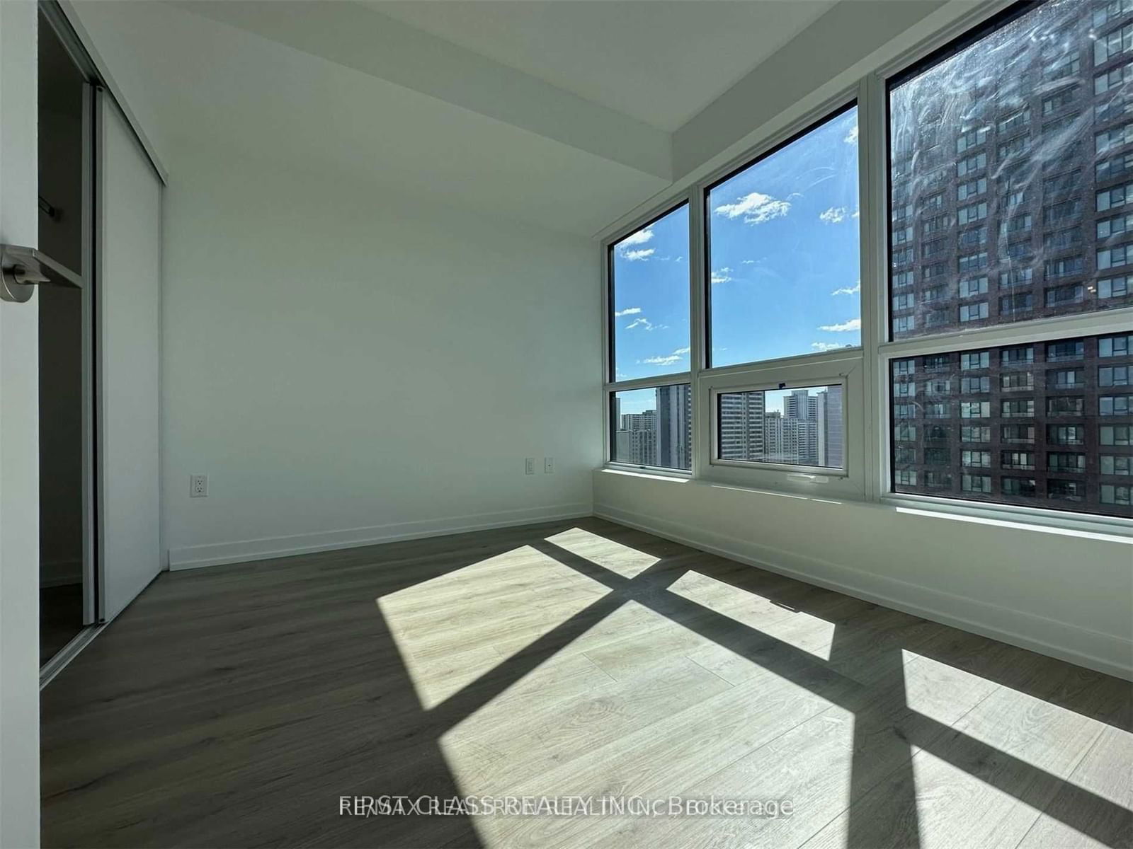 395 Bloor St E, unit 2902 for rent - image #5