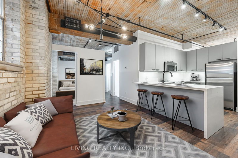 781 King St W, unit 102 for rent - image #1