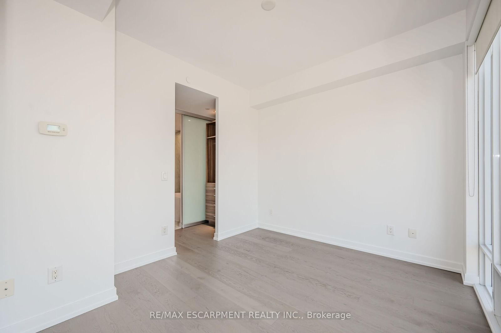 488 University Ave, unit 2816 for rent - image #28