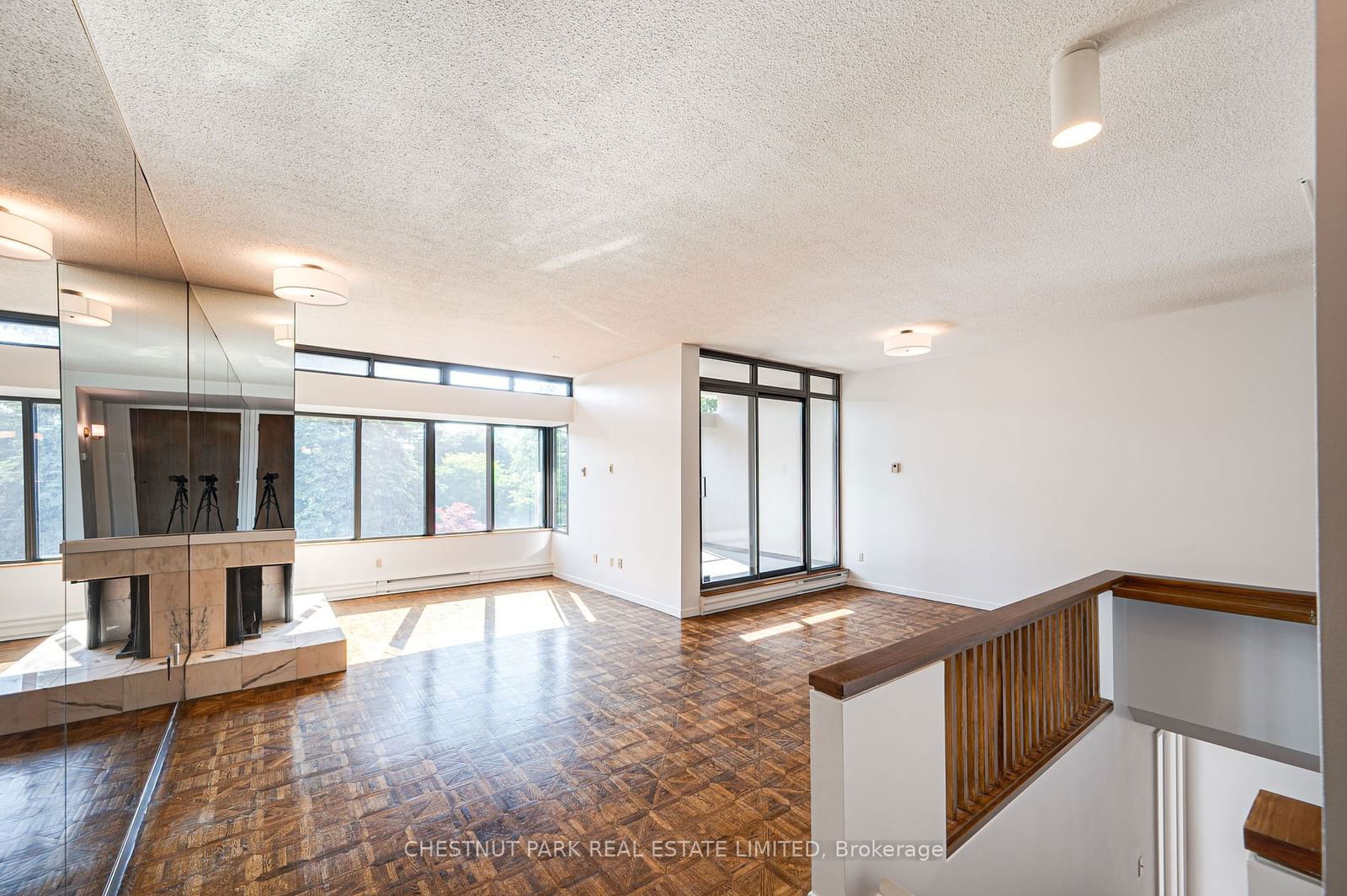 40 Oaklands Ave, unit 329 for sale - image #13