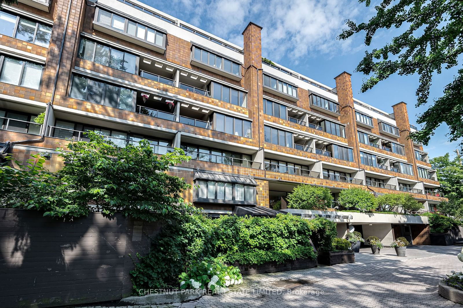 40 Oaklands Ave, unit 329 for sale - image #6