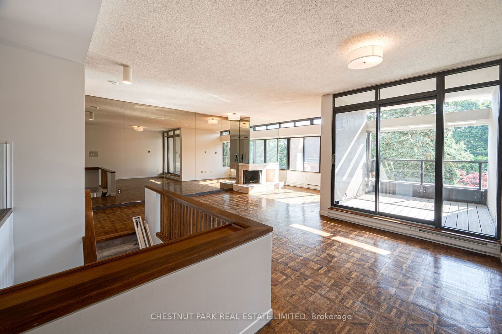 40 Oaklands Ave, unit 329 for sale - image #9